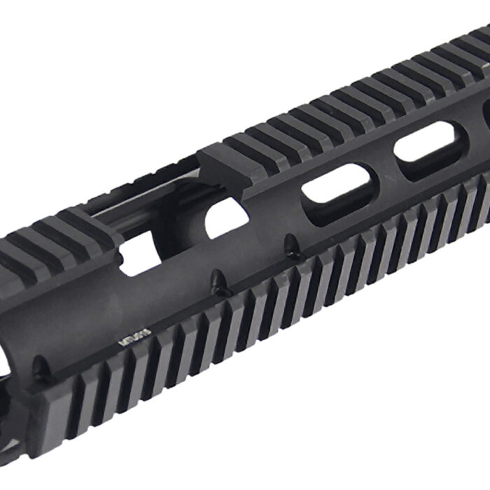 UTG MTU015         AR15 DROP-IN QUAD RAIL HANDGRD