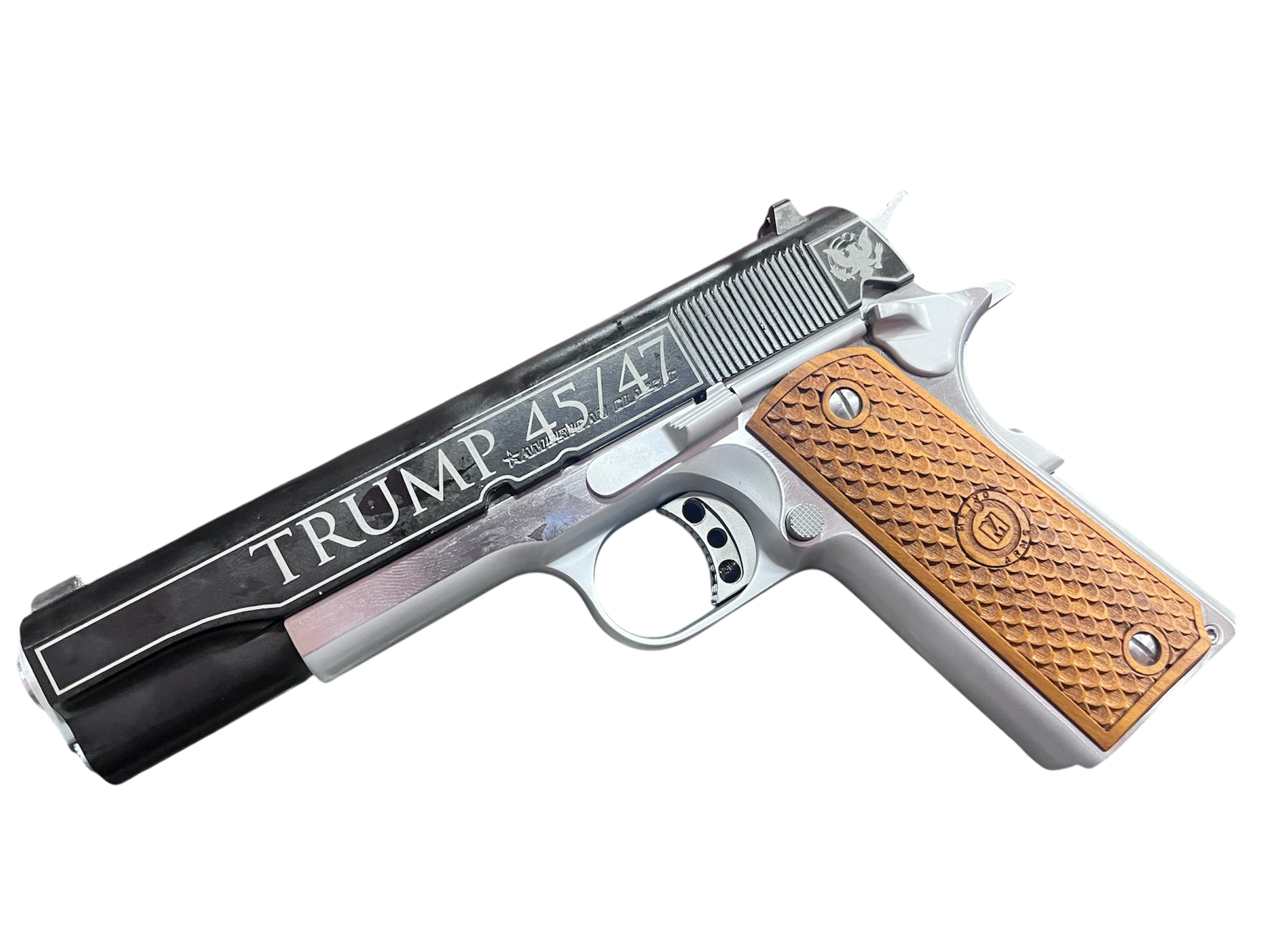 AMERICAN CLASSIC TROPHY 1911 45ACP 5" TRUMP GOLDEN ERA BLACK/SILVER 8RD 3 AMERICAN CLASSIC TROPHY 1911 45ACP 5" TRUMP GOLDEN ERA BLACK/SILVER 8RD