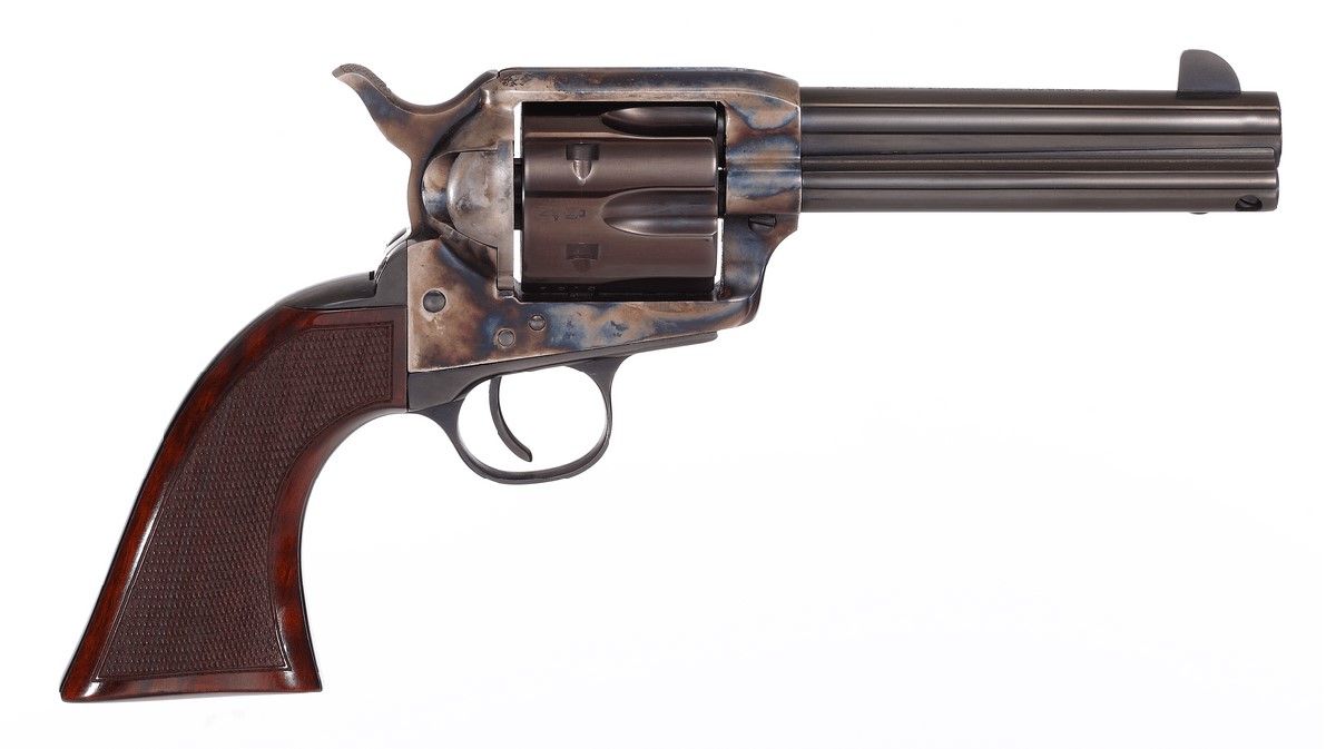 TAYLOR'S & COMPANY GUNFIGHTER 357MAG BL/WD 4.75" 3 TAYLOR'S & COMPANY GUNFIGHTER 357MAG BL/WD 4.75"