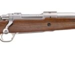 RUGER M77 HAWKEYE HUNTER 243 WIN 16.6IN BARREL 4RD SS AMERICAN WALNUT STOCK MAUSER TYPE EXTRACTOR LC6 TRIGGER THREADED BARREL 67106 2 736676671069