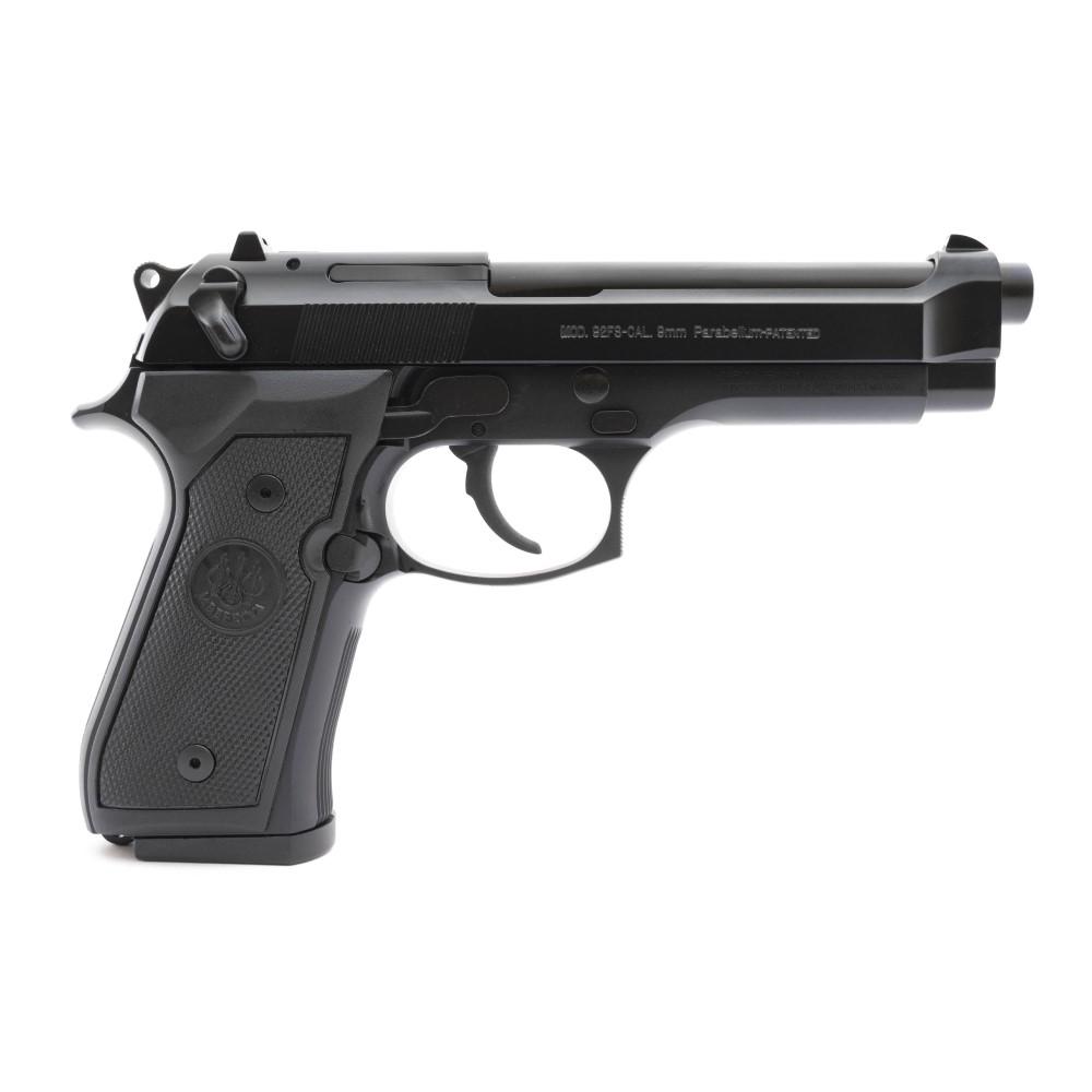Beretta 92FS Handgun 9mm Luger 10rd Magazines (3) 4.9" Barrel Black 3 Beretta 92FS Handgun 9mm Luger 10rd Magazines (3) 4.9" Barrel Black
